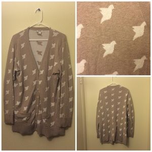 Old Navy | Birdy Print Cardigan in Taupe/white