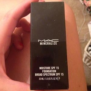 BRAND NEW MAC FOUNDATION SALE