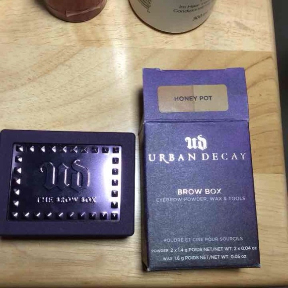 Urban decay brow box