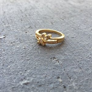 Double Mickey Mouse gold-colored Ring.