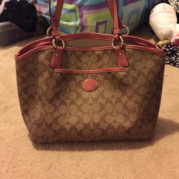 Coach purse! Authentic !
