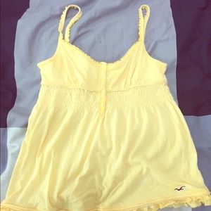 Yellow tanktop