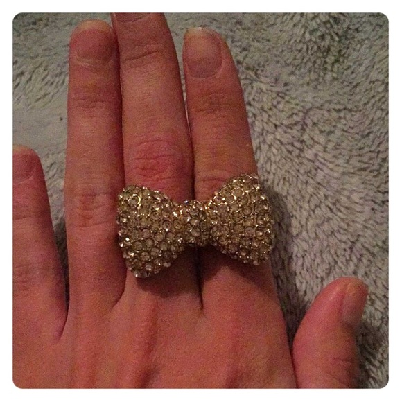 pink and gold bow ring