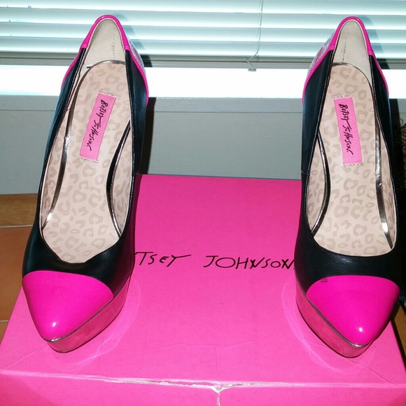 BetsyJohnson heels - Picture 2 of 3