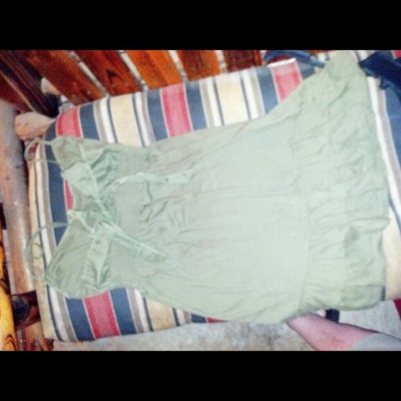 Olive green key hole tie back top - Picture 3 of 4