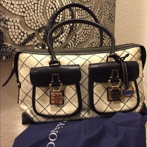 Dooney & Bourke Logo Bag