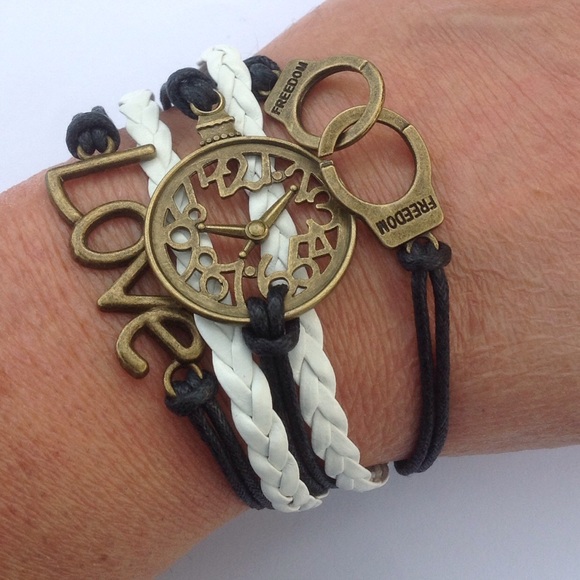 Jewelry - BUY ONE GET ONE HALF (200+ ITEMS)
