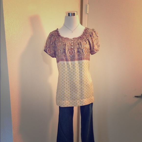 ⭐️BCBG Spring Blouse - Picture 1 of 4