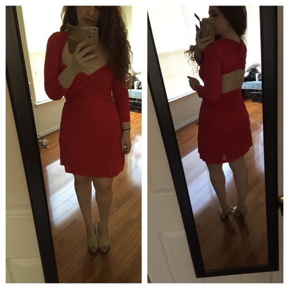 BCBG red sweetheart ruched short dress
