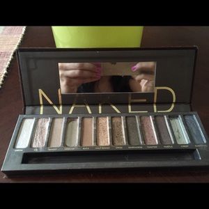 Naked palette #1