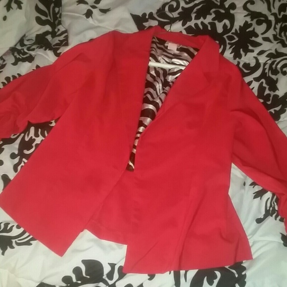 red blazer plus size