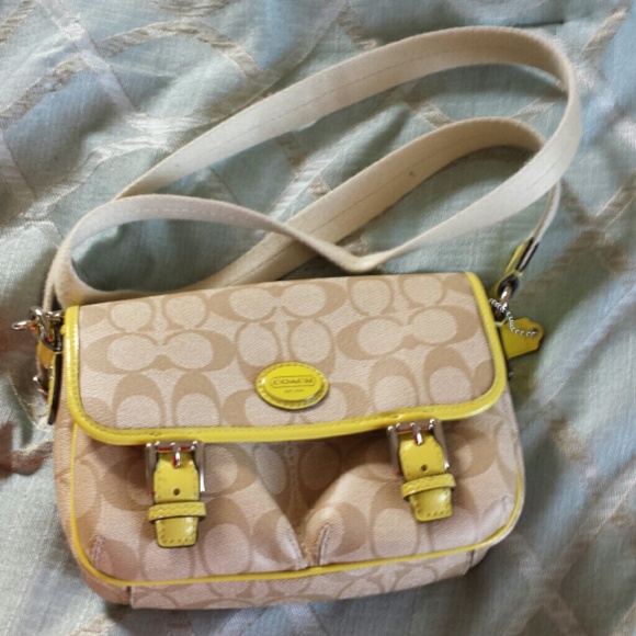 Coach Field Bag