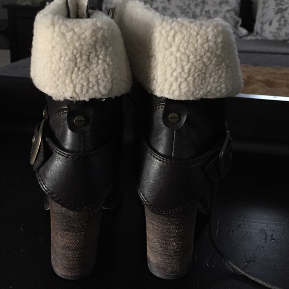 Boot - Picture 3 of 4