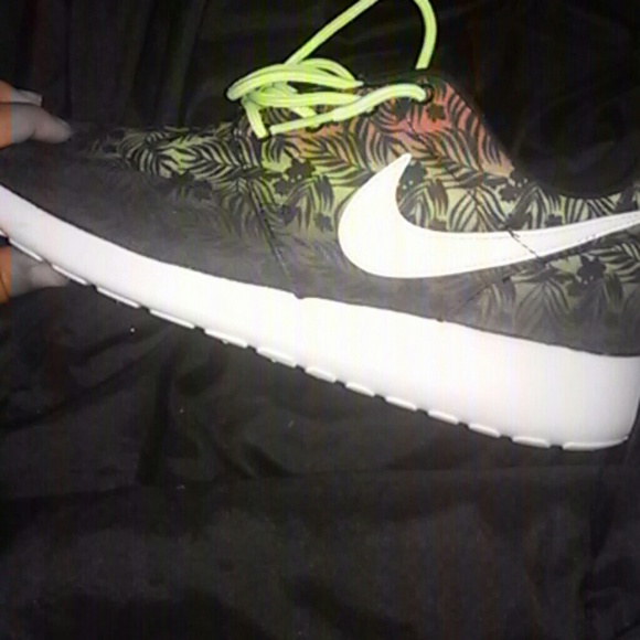 Roshe Runs