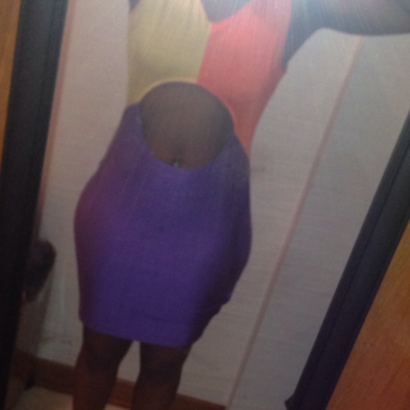 Spring dress - Picture 2 of 3