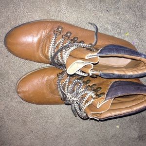 BDG boots