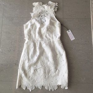 SAYLOR x DAILYLOOK-Piper-Floral-Lace-Dress WHITE