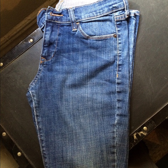 "The sweetheart" old navy jeans