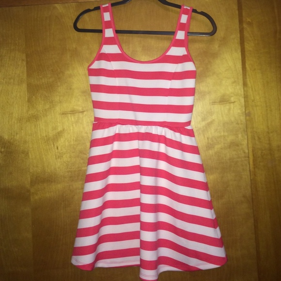 Adorable F21 coral and white striped sun dress