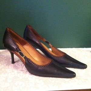 J&D rich brown leather heels