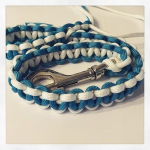 Homemade paracord dog/cat leash