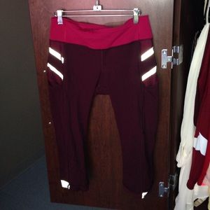 Maroon Lululemon capris