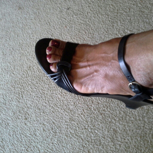 And Taylor leather and suede strappy sandal - Picture 1 of 6