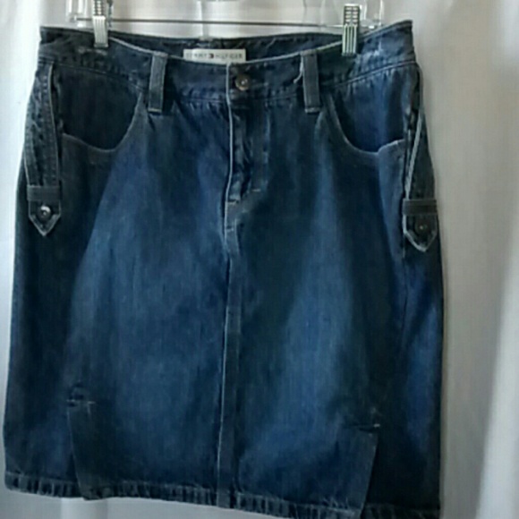 Tommy Hilifger denim skirt
