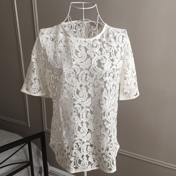 ❌ SOLD ❌ Paisley Lace Top