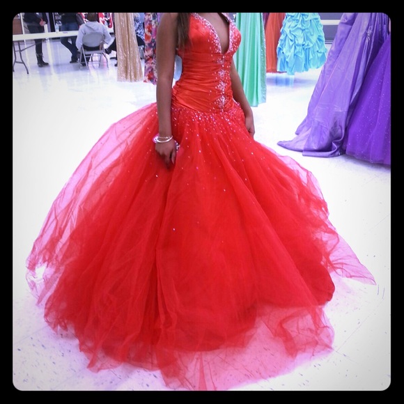 Red prom dress