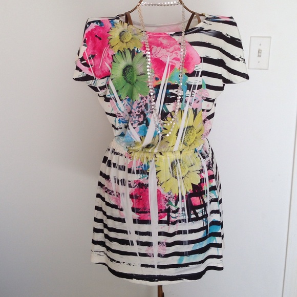 Perfect colorful summer dress or coverup.