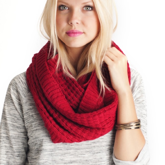 Accessories - Red waffle weave infinity scarf