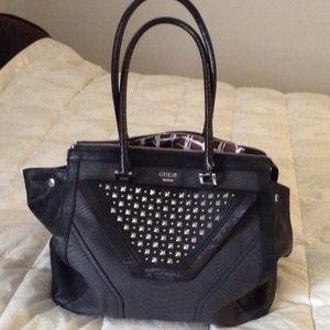 Large super adorable Guess tote