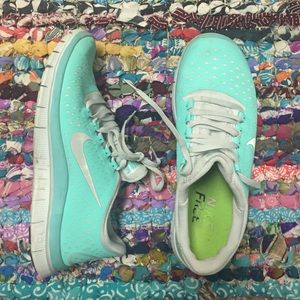 Tiffany Blue Nike Frees