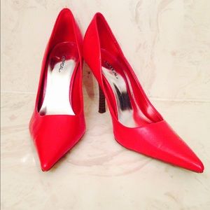 Xappreal red heels with brown pump