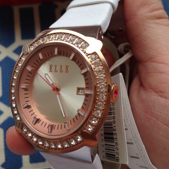 Elle Accessories - Elle rose gold nwt