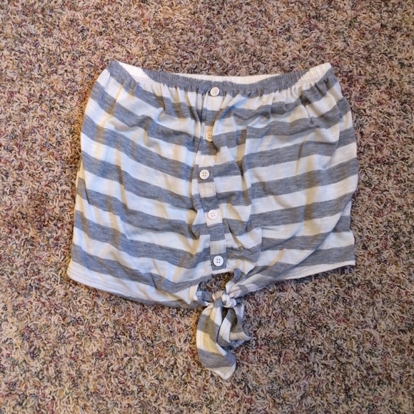 Strapless crop top