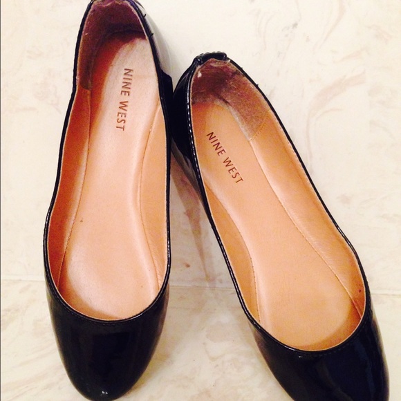 Nine West ballet flats patent black