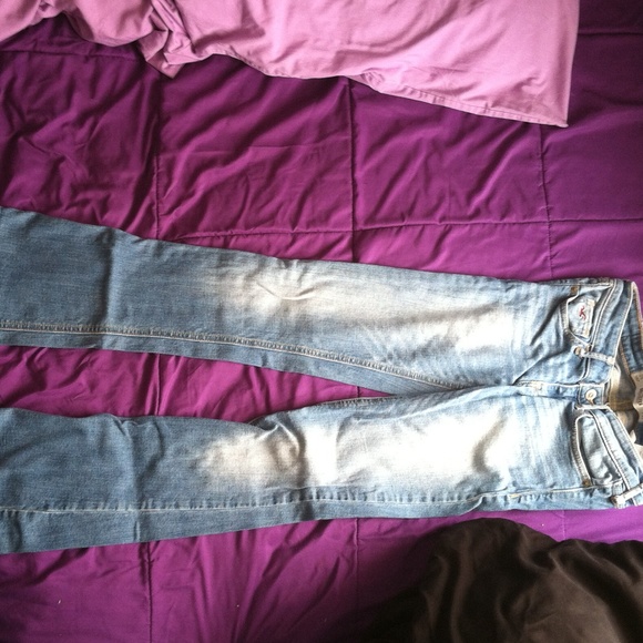 Hollister jeans size 0!