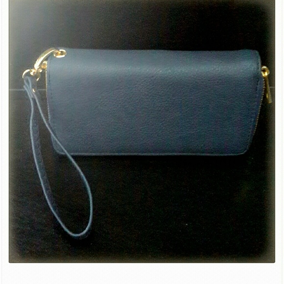 Purse - Picture 2 of 3