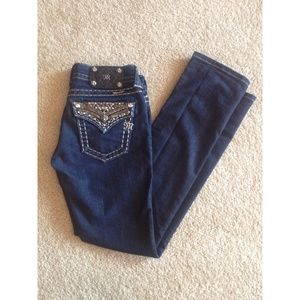 Gorgeous Miss Mes Straight