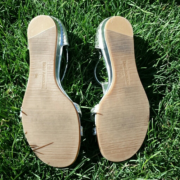 Summer glam silver sandals - Picture 3 of 3