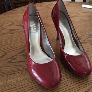 Jessica Simpson 6.5 red pumps