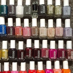 25 (more!) Essie Polishes for @candicer8 :)
