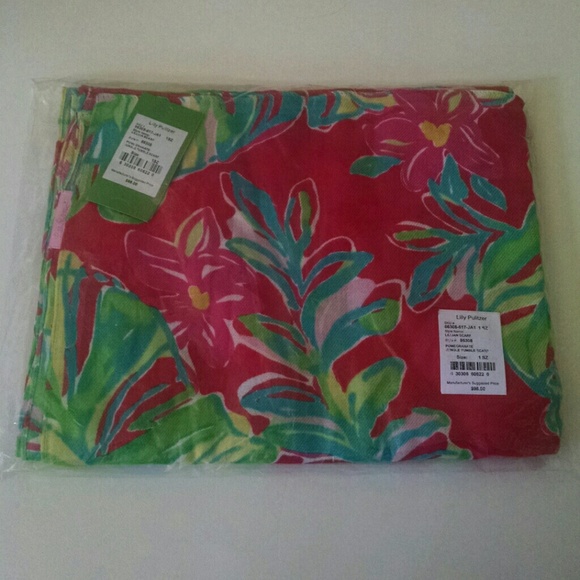 ❎SOLD❎ Jungle Tumble Scarf