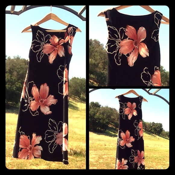 S.I. Fashions Dresses & Skirts - Beautiful S.I. fashions Dress