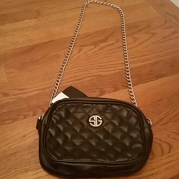 Small Quilted Black Bag with Shoulder Chain NWT - Picture 1 of 2