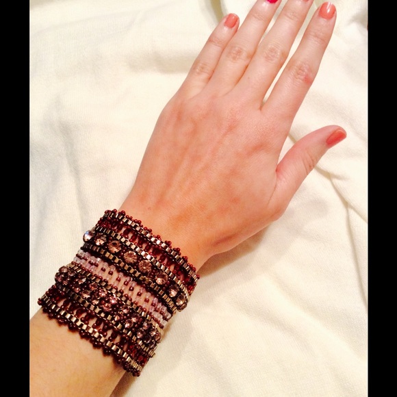 Beautiful stone detail Purple Bracelet <3