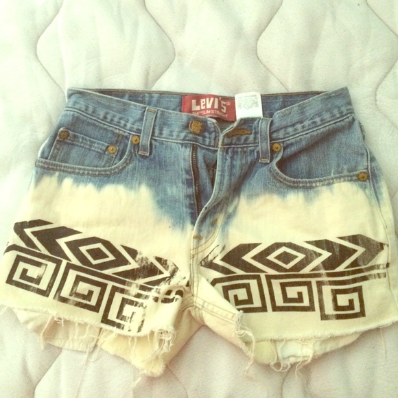 Demi shorts (CUSTOM DESIGN)