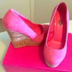 Bright Pink Wedges. 5" wedge. Very Cute!!!